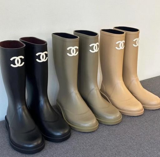 希少なレインブーツ☆】CHANEL シャネル ラバー ロングブーツ (CHANEL