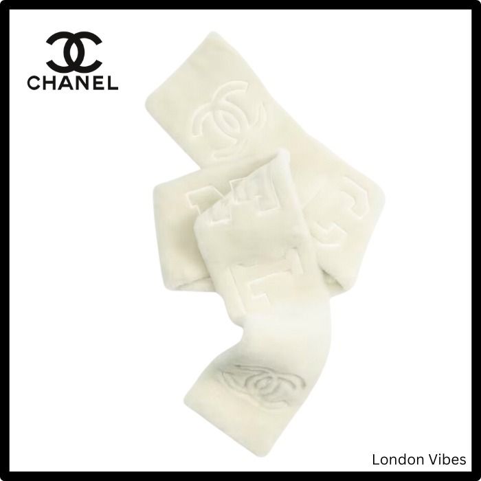 暖かふわふわで可愛い♪ CHANEL ファーマフラー スカーフ (CHANEL