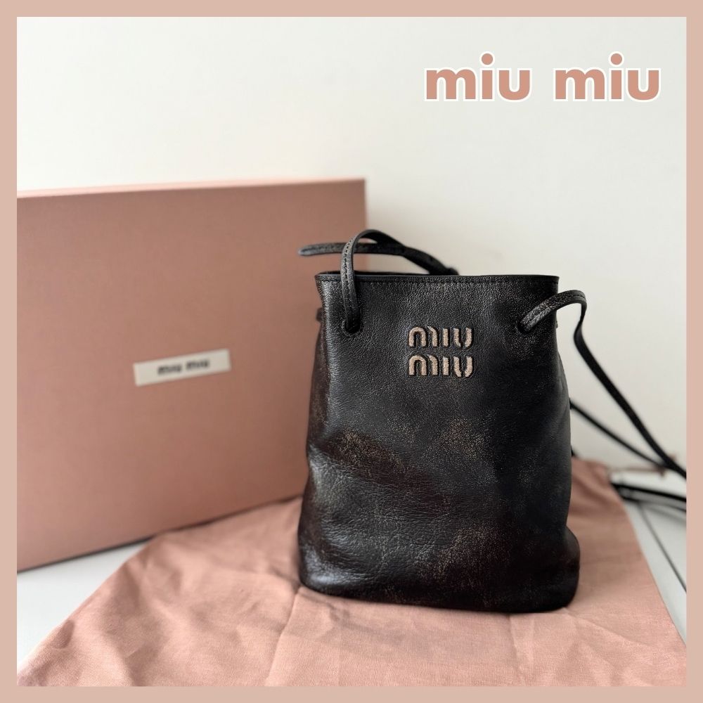 MiuMiu】ナッパレザー ポーチ (MiuMiu/ショルダーバッグ・ポシェット