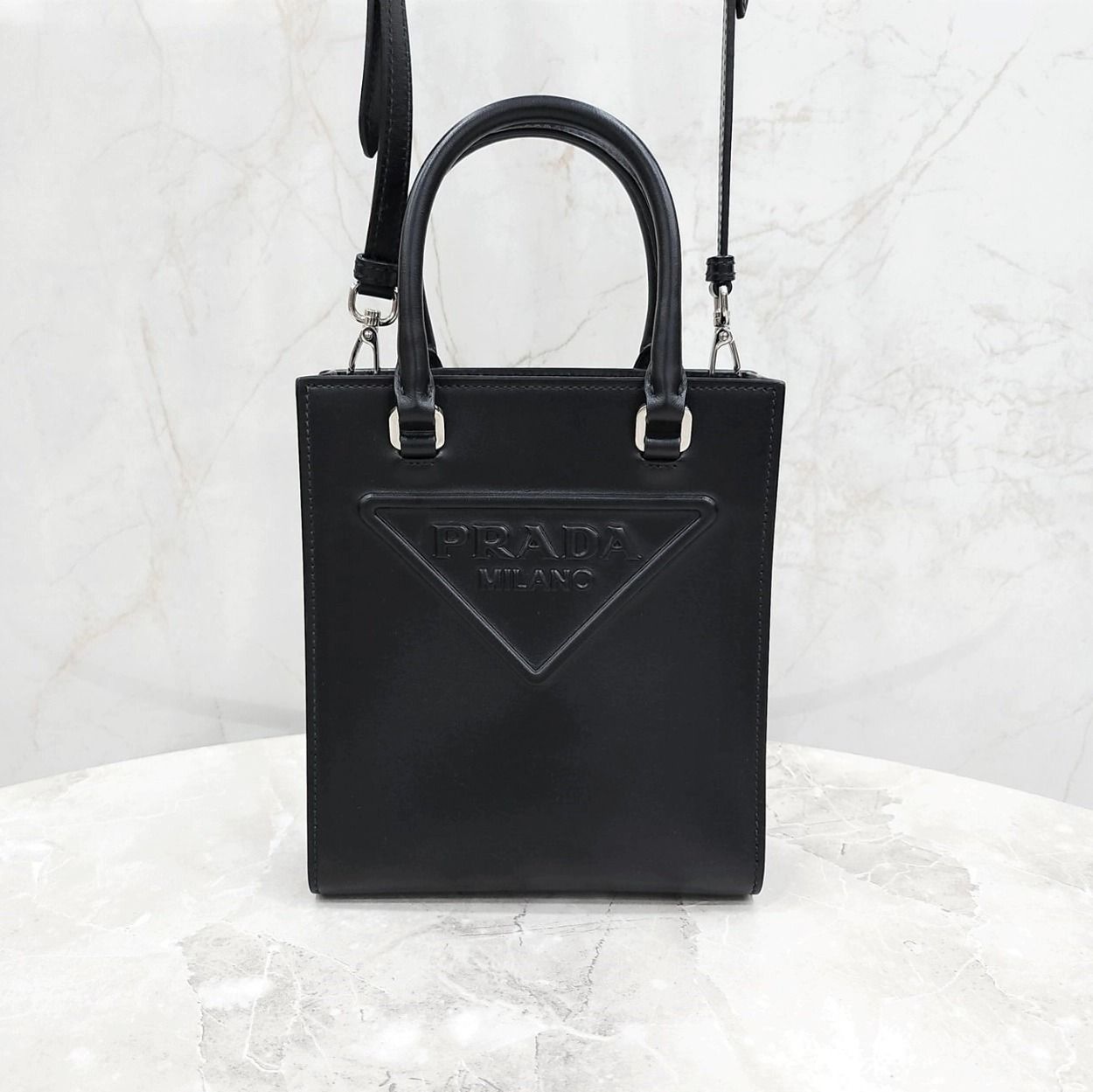 PRADA【VINTAGE】エンボスロゴ ミニクロスボディバッグ 1BA333 (PRADA