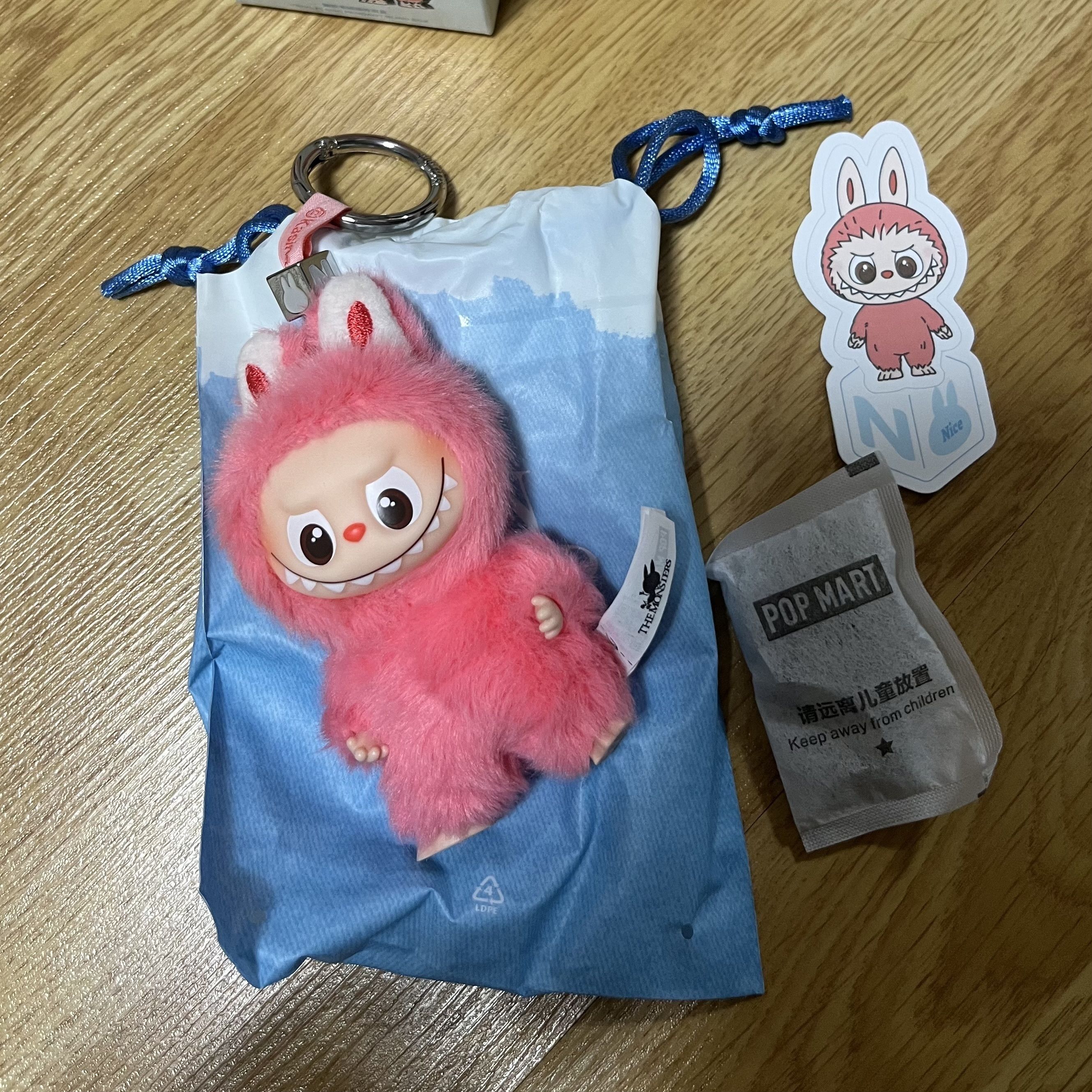 POP MART】Labubu The Monsters Pin For Love Series (N-Z) (POP MART