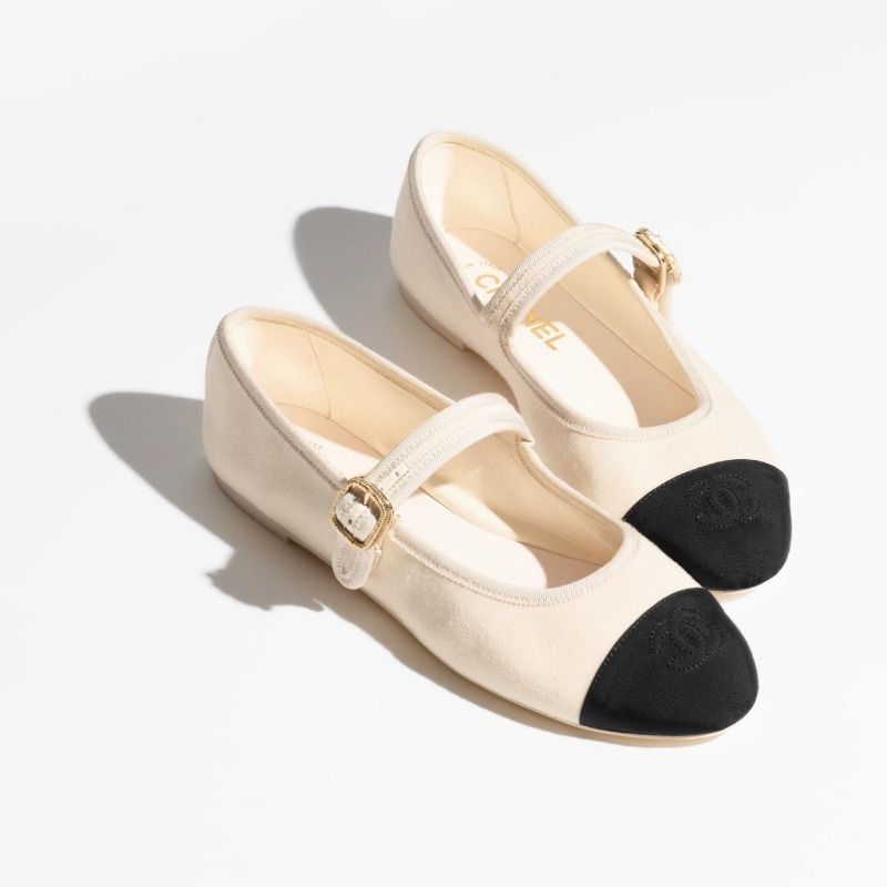 ☆春らしい軽やかさ☆【CHANEL】メリージェーン (CHANEL/フラット