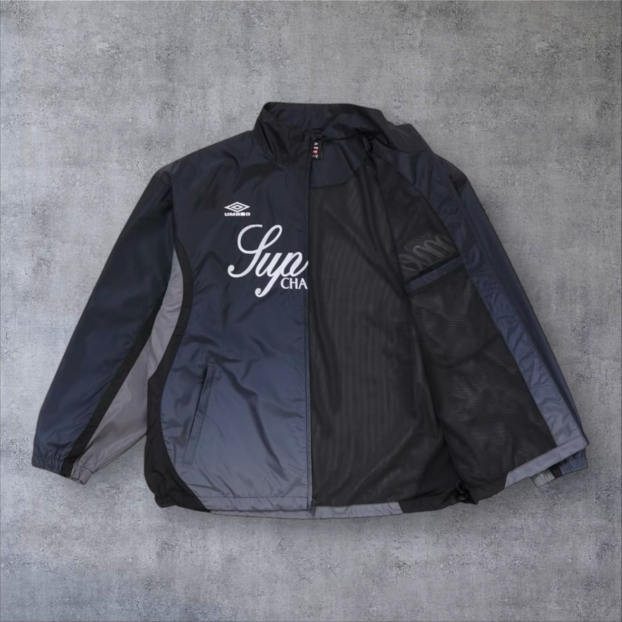 2025FW】Supreme Umbro Gradient Track Jacket (Supreme/ジャケット