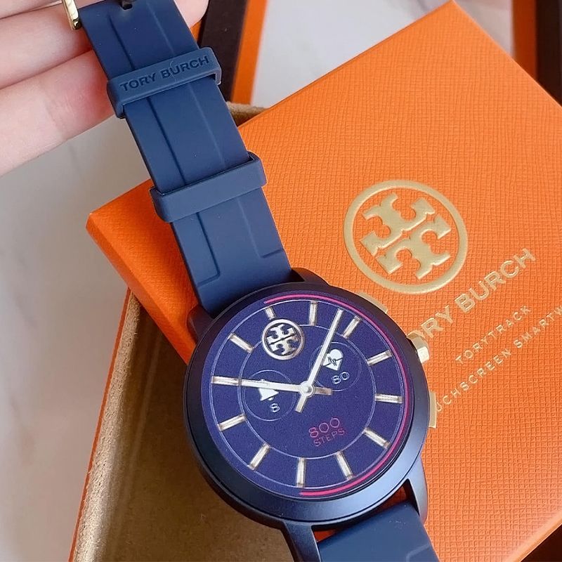 時代先取り!上品なスマートウォッチ☆トリーバーチ Touchscreen (Tory