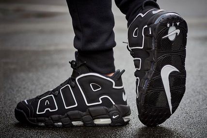 エアモアアップテンポ NIKE AIR MORE UPTEMPO BLACK WHITE(2020 (Nike