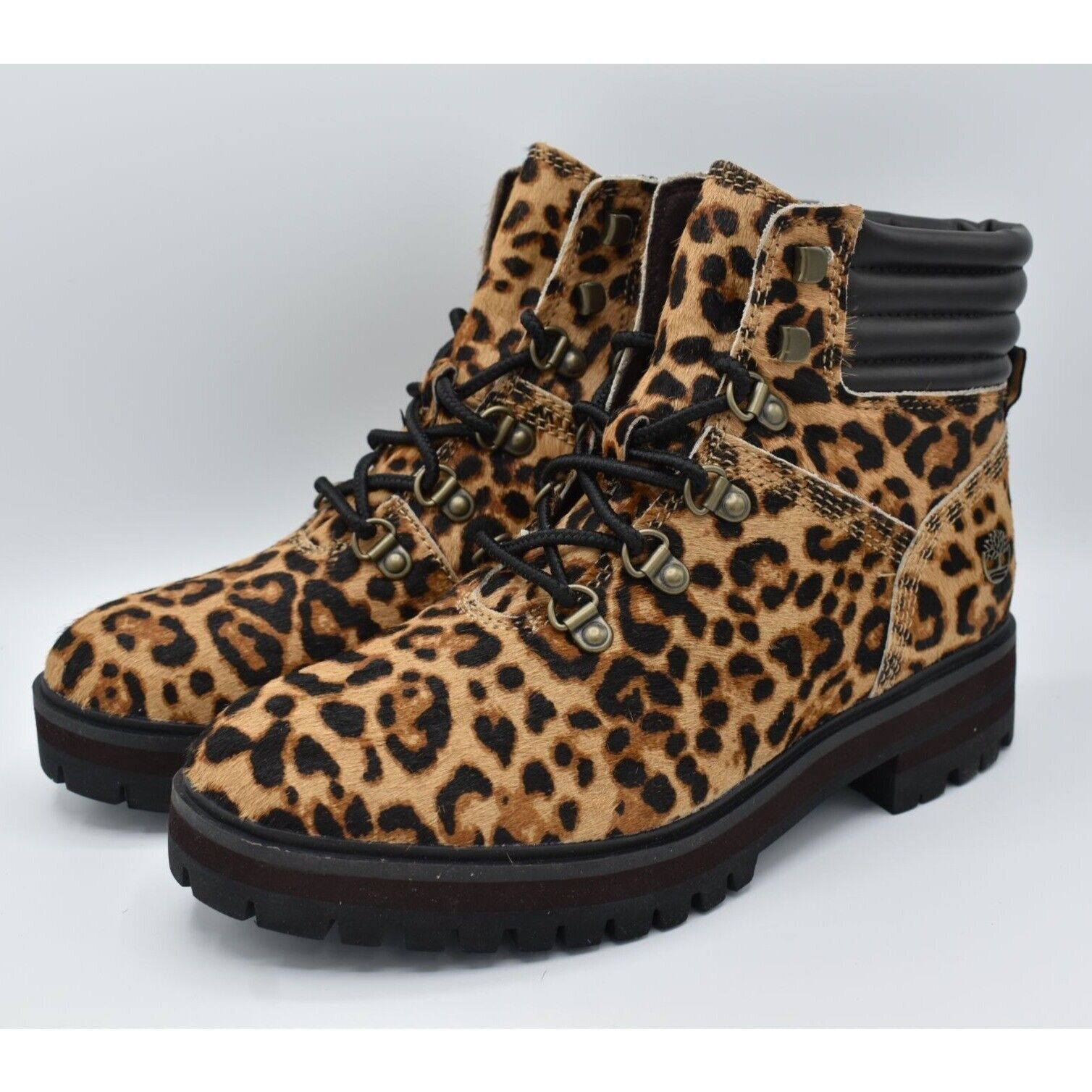 大特価＊Timberland London Square Lace-Up ヒョウ柄ブーツ