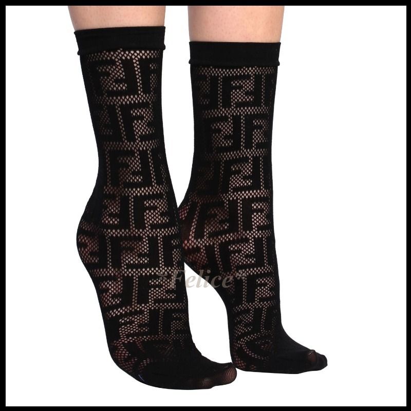 FENDI】 FFロゴ ソックス 関税/送料込 (FENDI/タイツ・ソックス