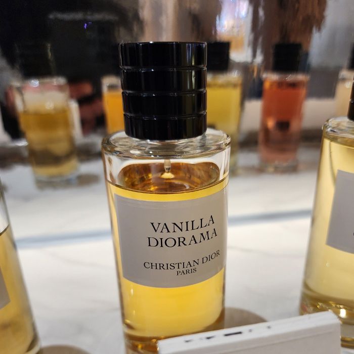 メゾン クリスチャン ディオール バニラ ディオラマ EDP 40ML (Dior