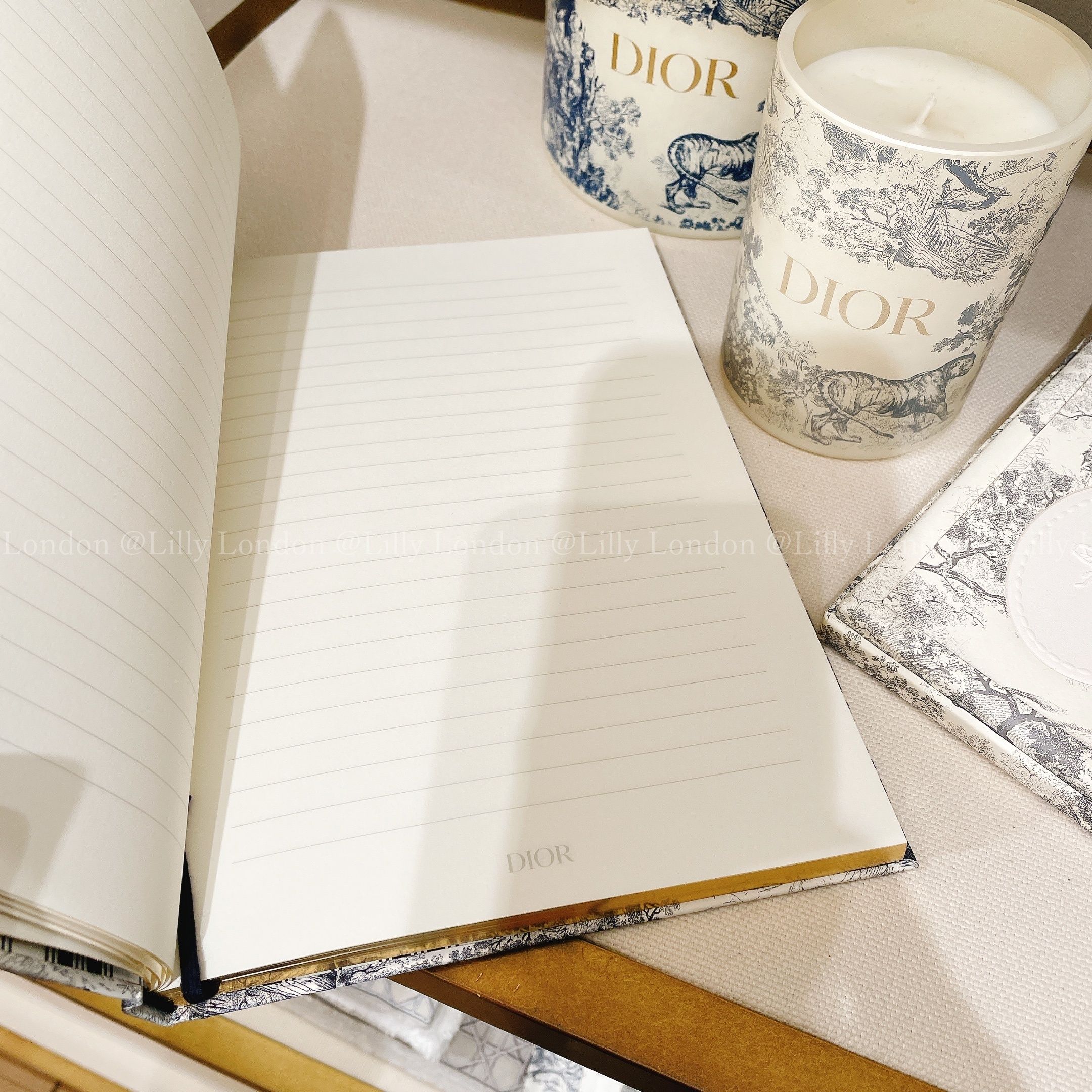 ディオール 入手困難 DIOR トワル ドゥ ジュイ ラージ ノート (Dior