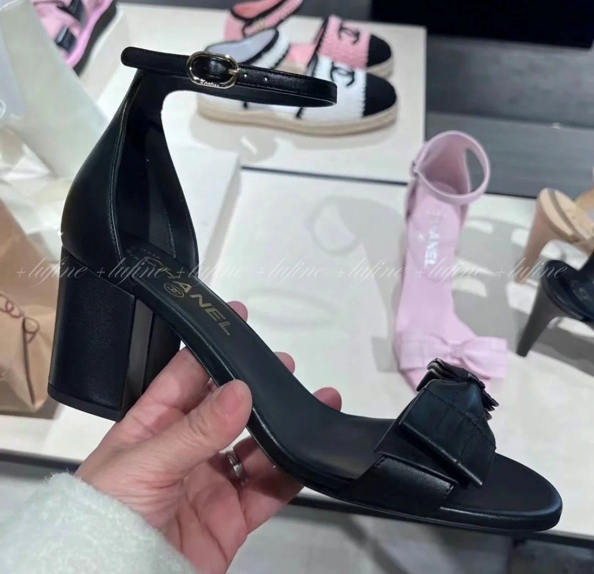 デートにピッタリ♪】シャネル ストラップ リボン サンダル (CHANEL