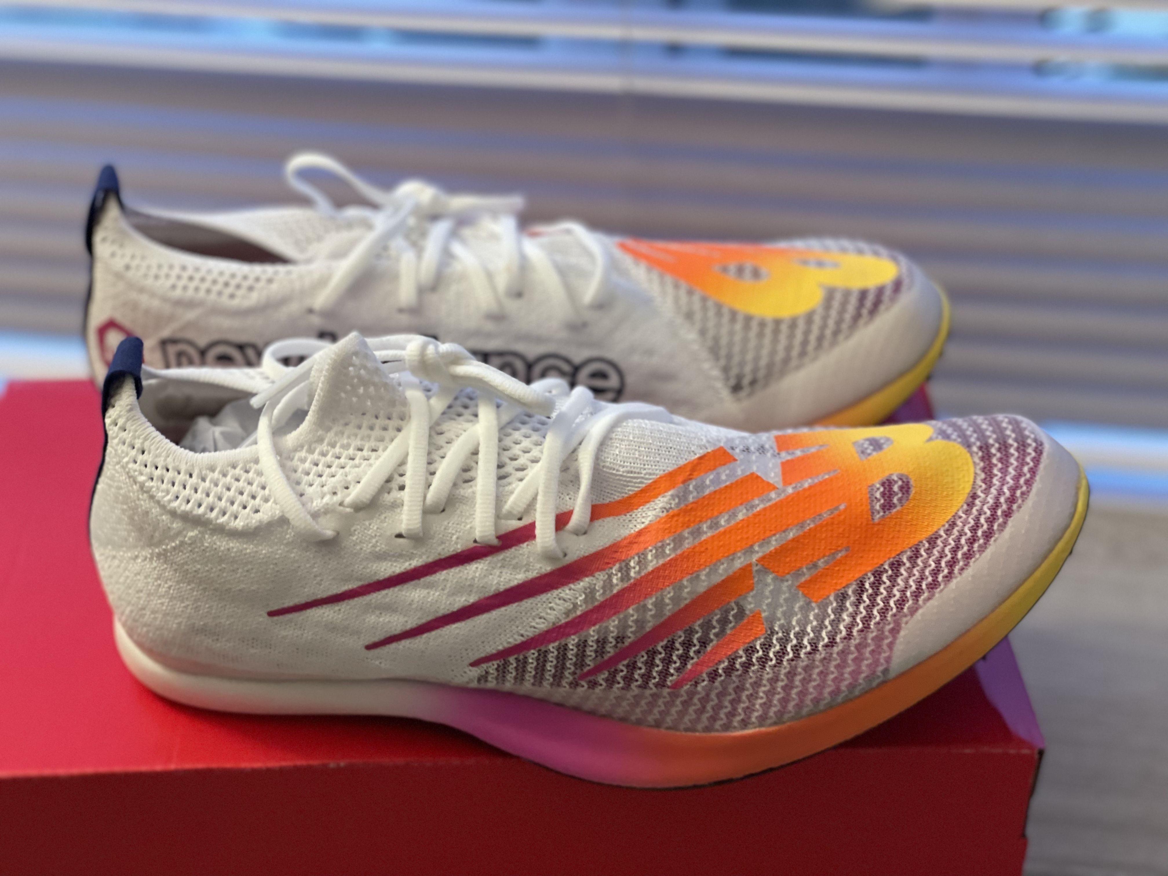 New Balance FuelCell MD-X＊軽量スパイク＊ホワイト＊UMDELRE2 (New