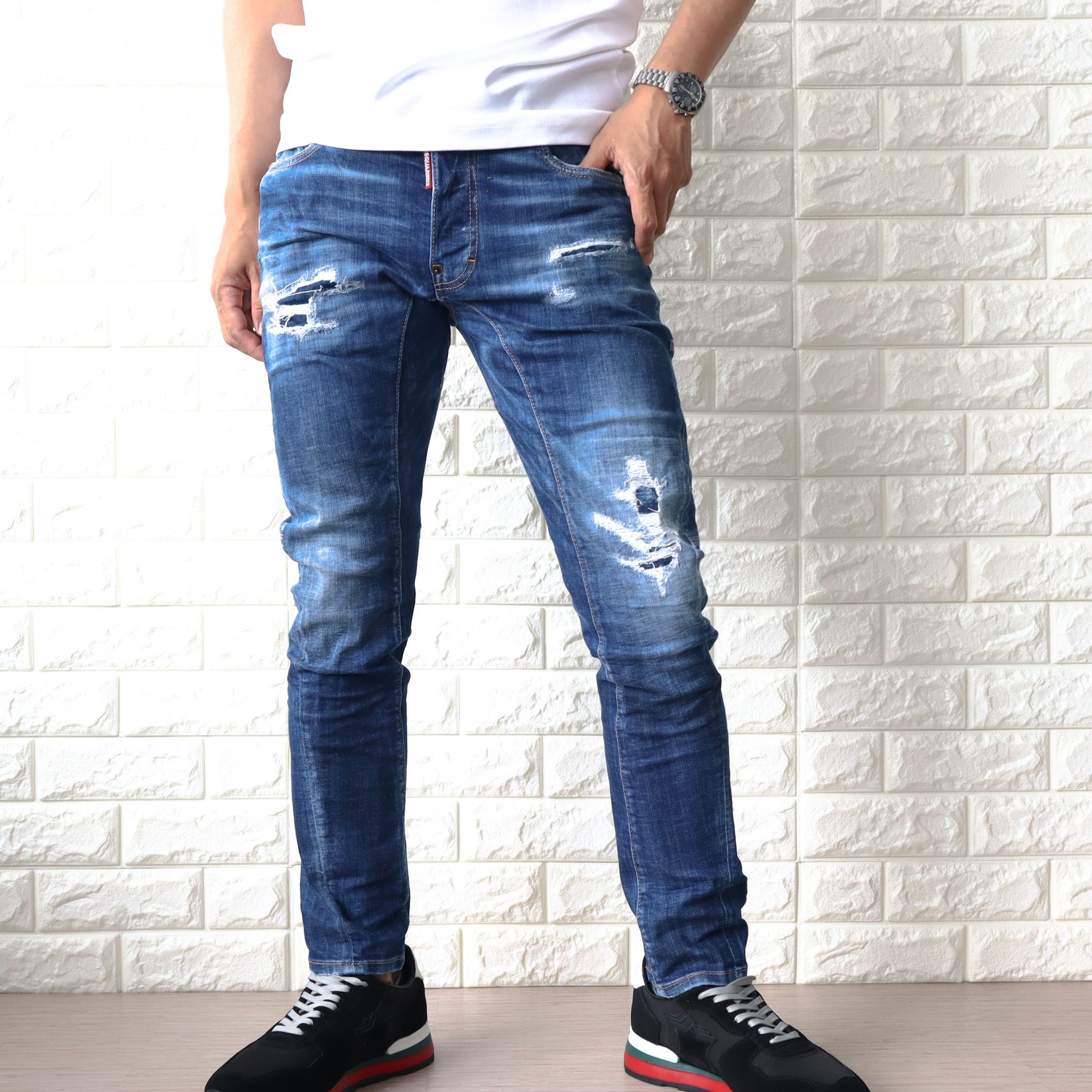 DSQUARED2 ディースクエアード D2 TIDY BIKER JEAN デニムパンツ (D