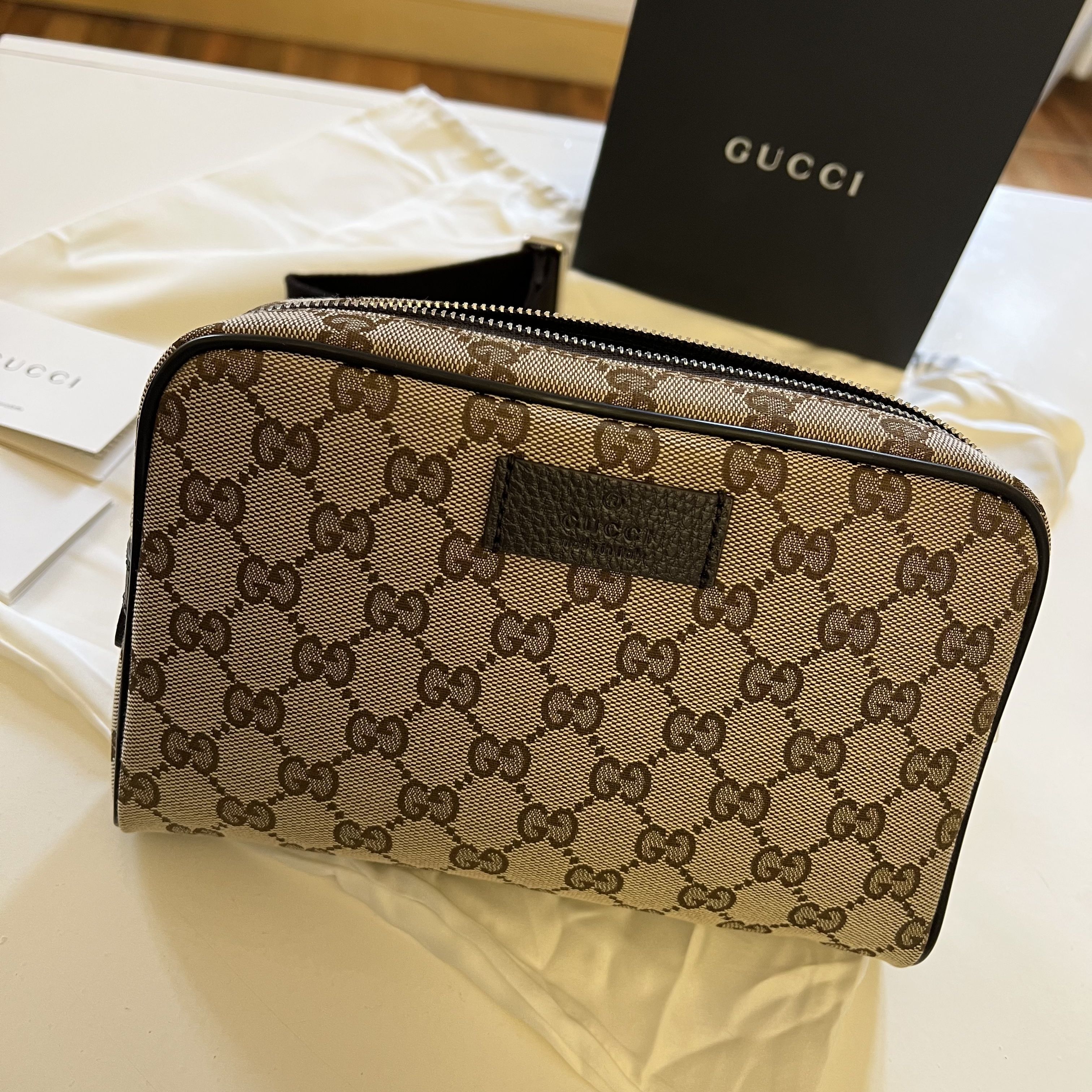 グッチ(GUCCI) GUCCI☆ウェストバック☆ ボディバッグ・ウエストポーチ