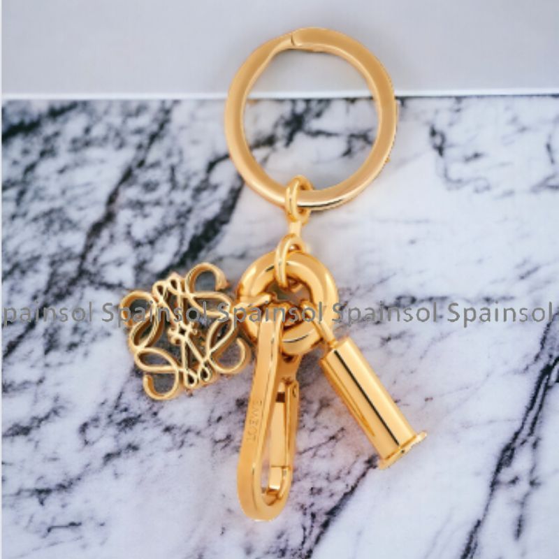 2色展開☆LOEWE☆アナグラム キーリング (LOEWE/キーケース