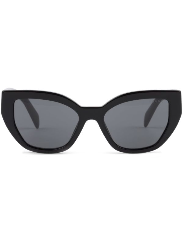 Prada Eyewear キャットアイ サングラス | ブラック | FARFETCH JP