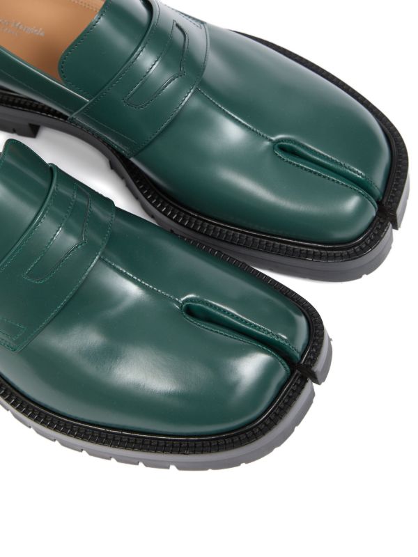 Maison Margiela Tabi Loafers split-toe Loafers | Green | FARFETCH