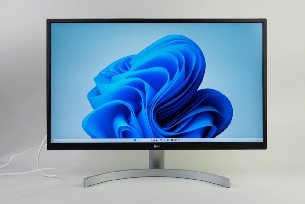 4Kモニターは27インチが最適、今回LG製を選んだ理由 | 日経クロス