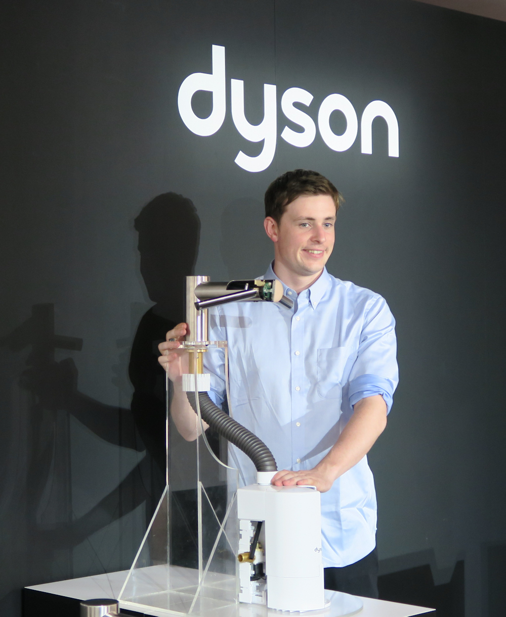 ダイソンのハンドドライヤー、「うるさいにうるさい」日本人に対応