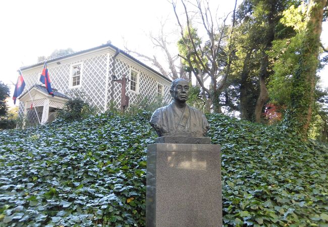 福沢諭吉像 クチコミ・アクセス・周辺情報｜三田・田町・芝浦 - フォー