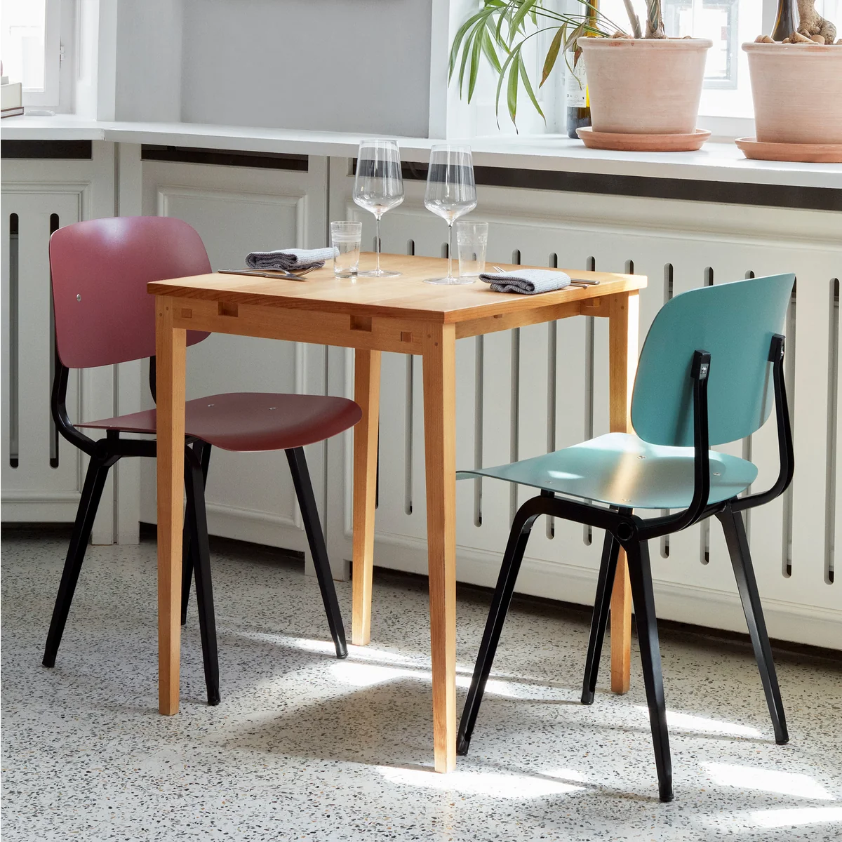 HAY - Revolt Chair | Connox