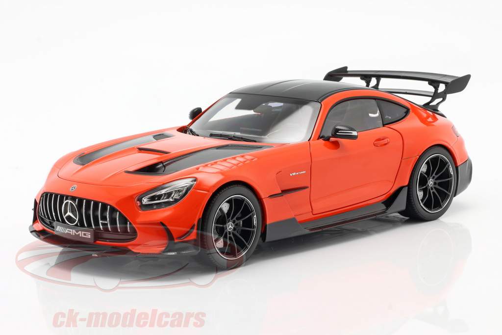 Mercedes-Benz AMG GT Black Series in 1:18 by Norev