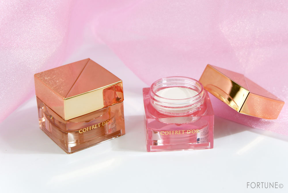 コフレドール》目もとに立体感を仕込む「3Dトランスアイベース」全2色