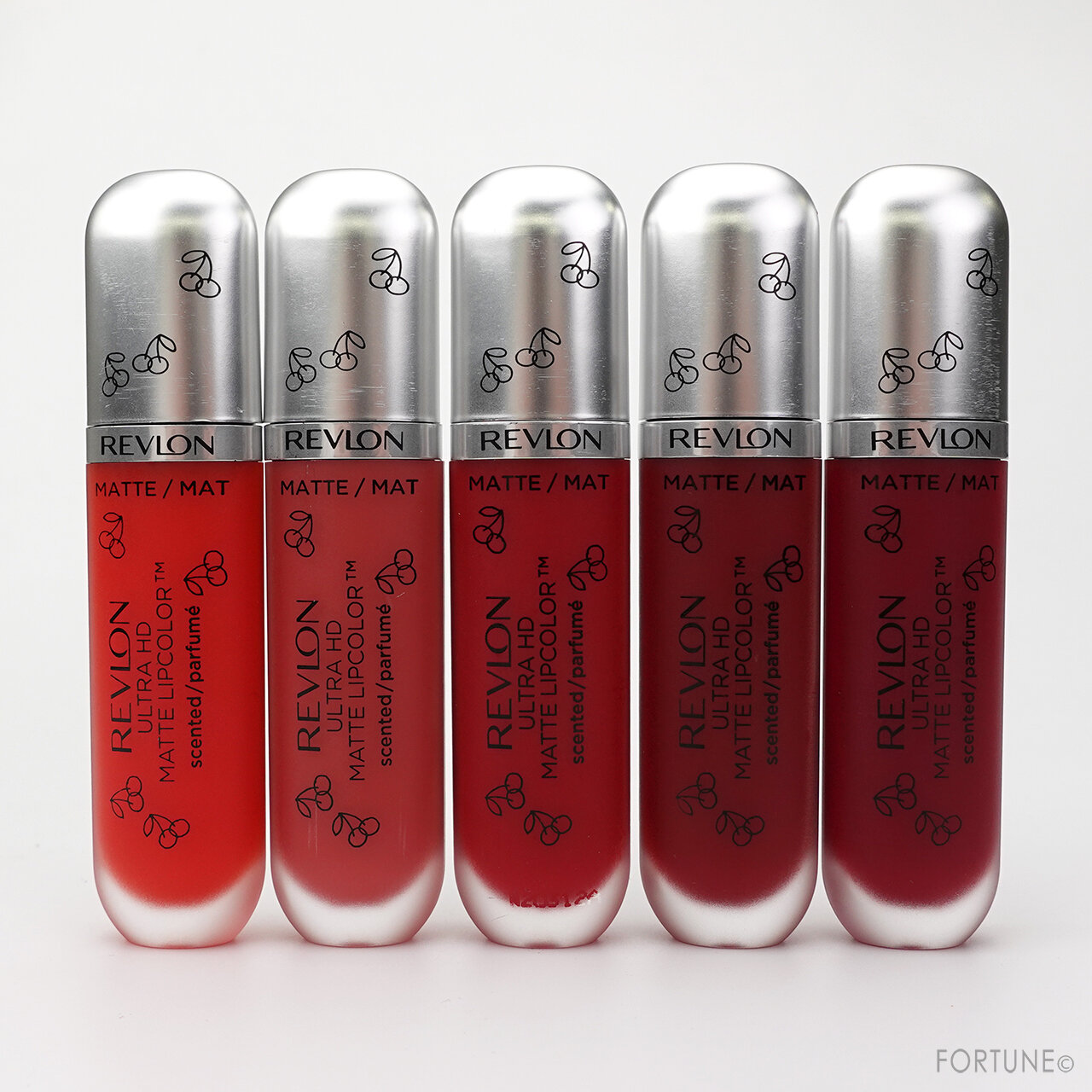 レブロン2021春新作コスメ〉さくらんぼ色の『ウルトラ HD マット