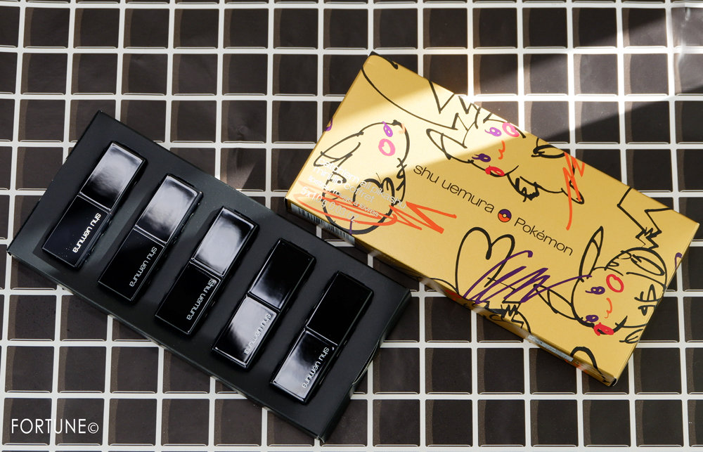 シュウ ウエムラ 2019クリスマスコフレ》ポケモンコラボのコスメ