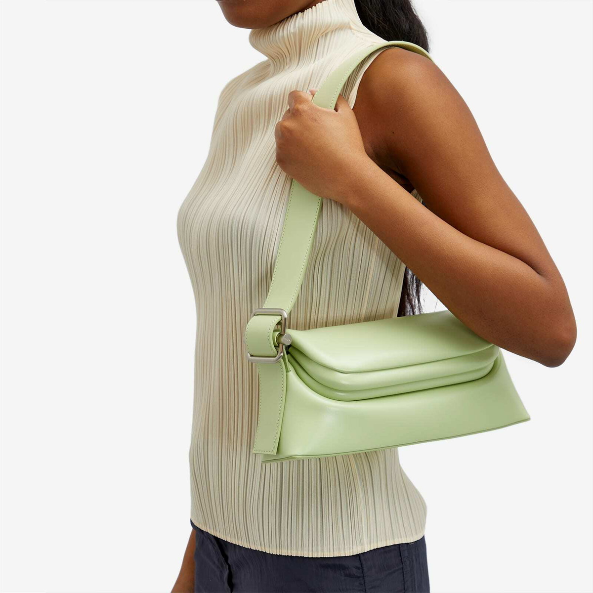 OSOI Women's Folder Brot Bag in Matcha OSOI