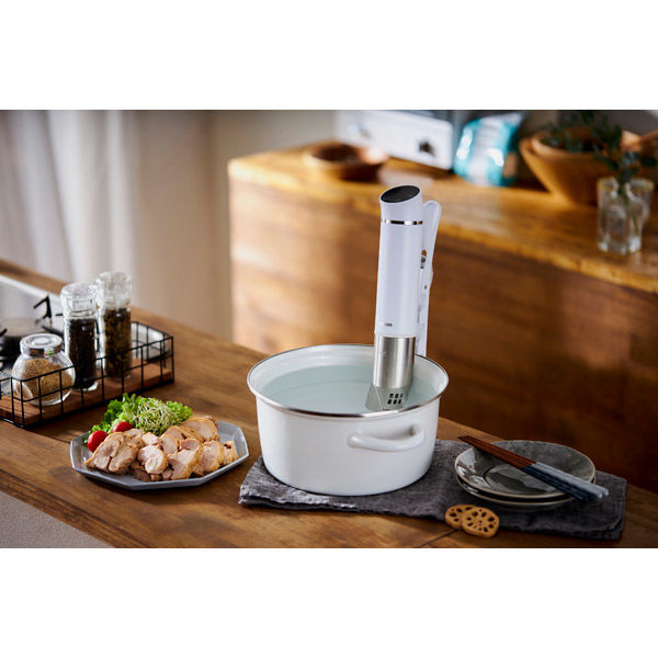 アイリスオーヤマ スリム低温調理器 LTC-02-W 1台（直送品） - アスクル