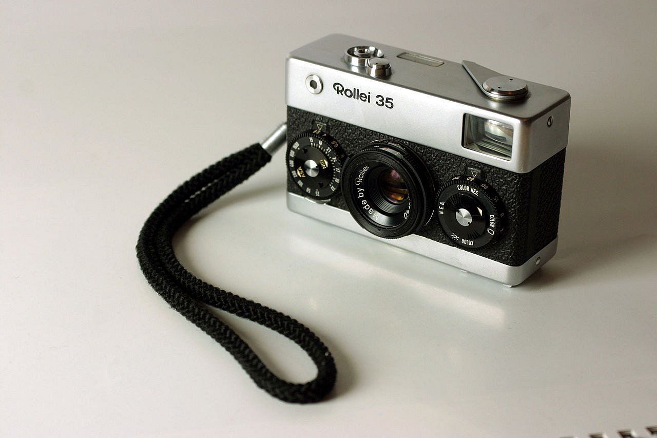 Lomopedia: Rollei 35 · Lomography
