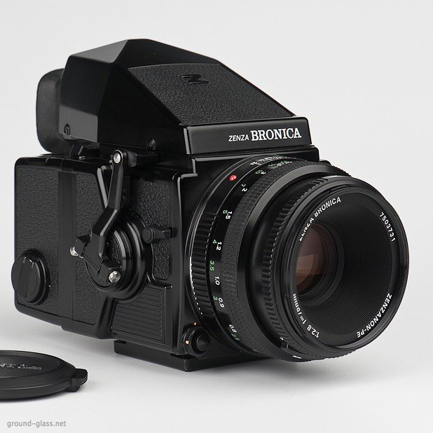 Lomopedia: Zenza Bronica ETR-Si · Lomography