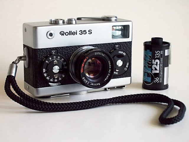 Lomopedia: Rollei 35s · Lomography
