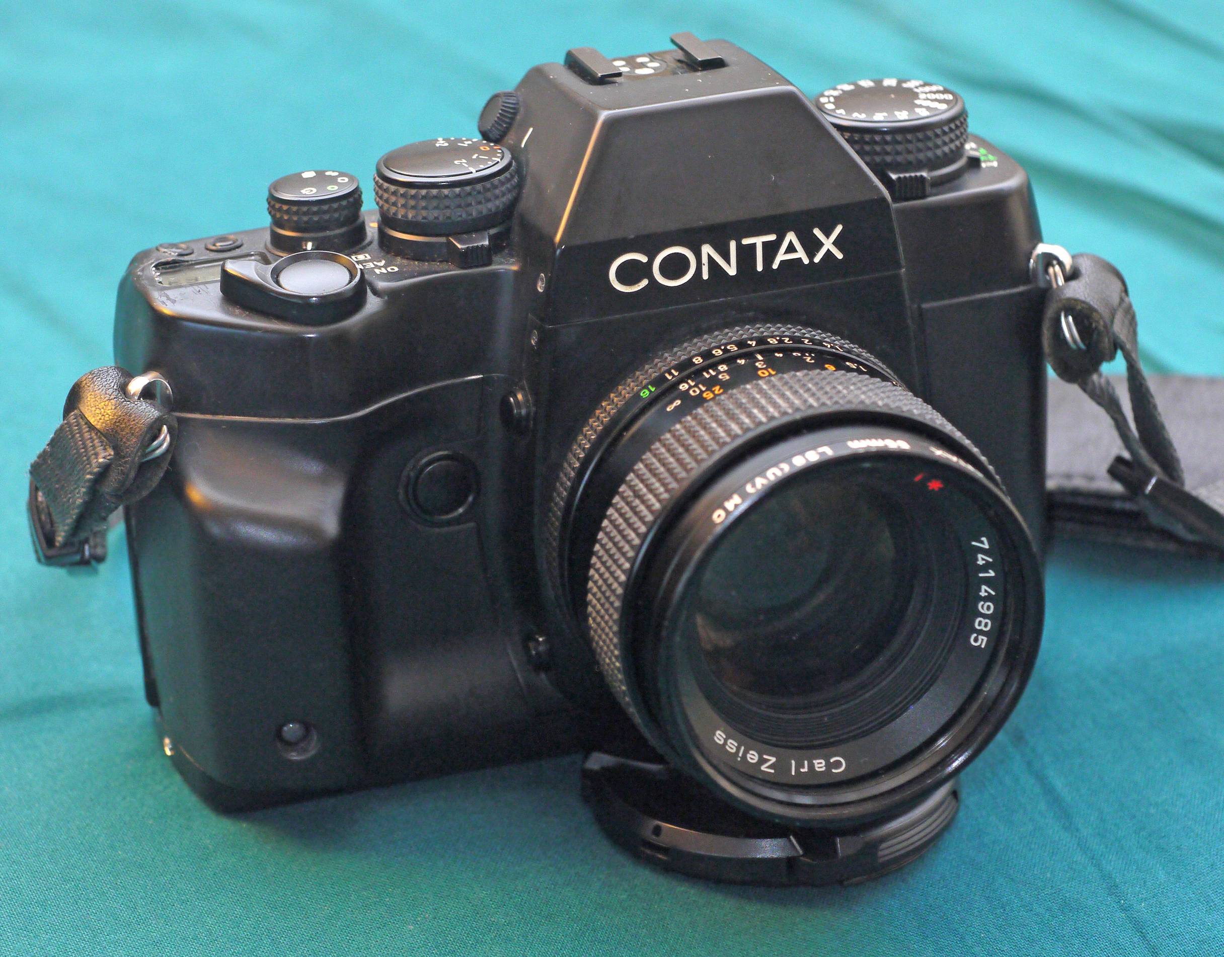 Lomopedia: Contax RTS III · Lomography