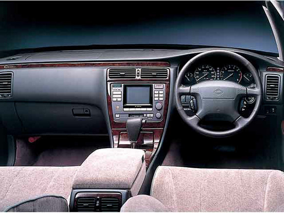 日産 シーマ 1996年式モデル 4.1 41LV VIP AT のスペック詳細 | 新車