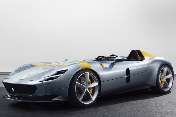 1人乗りのフェラーリ最速モデル、栄誉あるデザイン賞を受賞|【業界