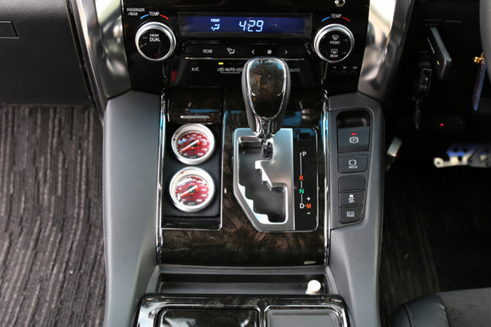 30系アルファード／ヴェルファイアの質感を高めるエアサス専用