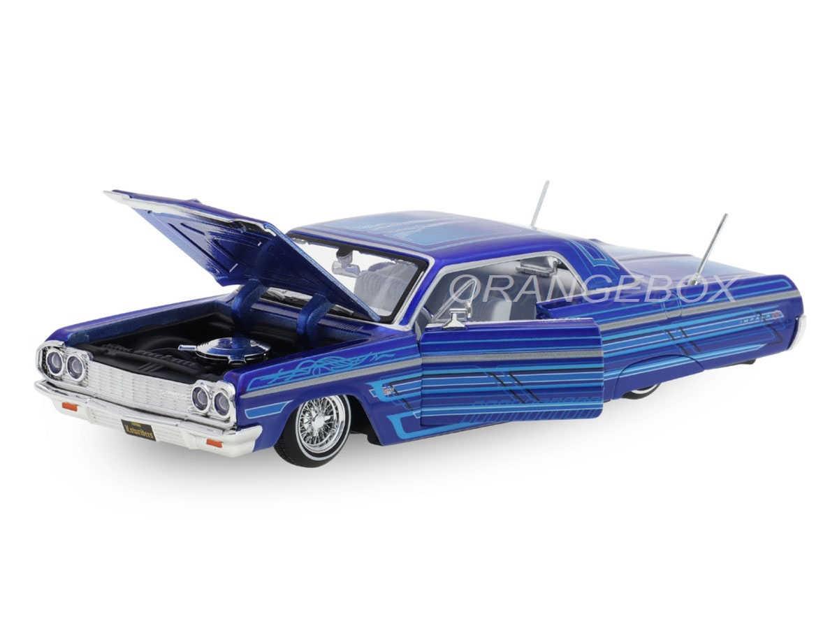 Chevrolet Impala SS 1964 Lowriders 1:26 Maisto Azul - 20 anos