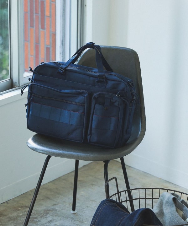 BEAMS PLUS（ビームス プラス）【別注】BRIEFING / NEO B4 LINER