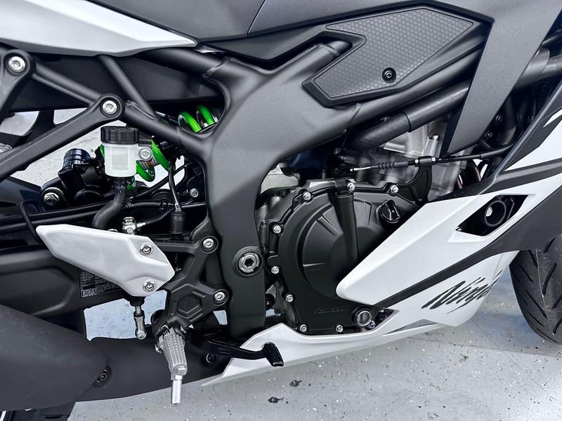 2025 Kawasaki NINJA® ZX™-4RR ABS | Young Powersports Idaho