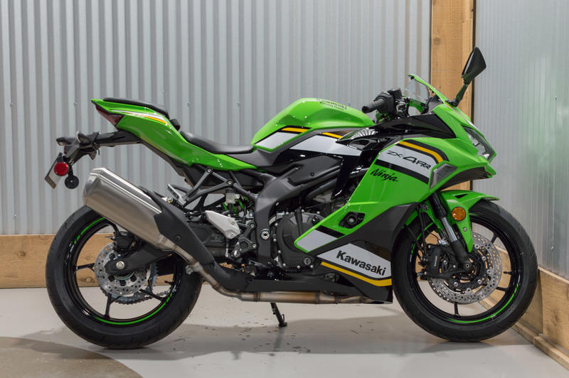 2025 Kawasaki NINJA® ZX™-4RR ABS KRT Edition | North American Warhorse