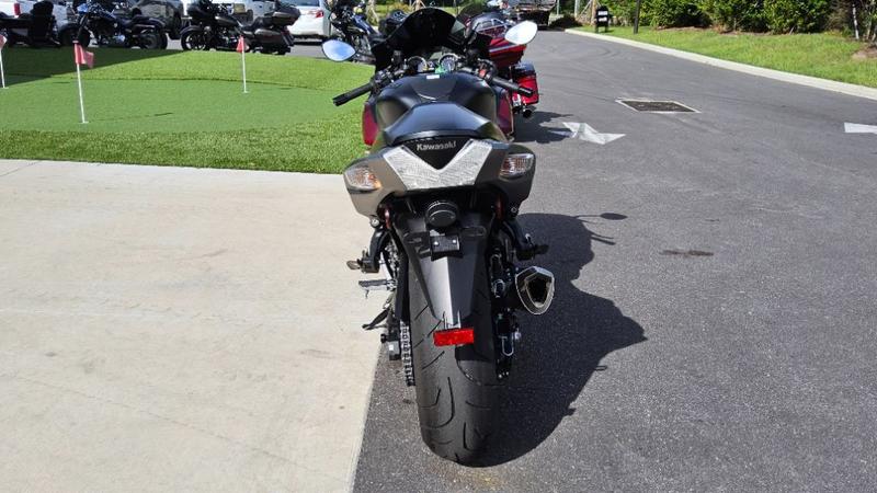 2025 Kawasaki Ninja ZX14r | Lucky U Cycles