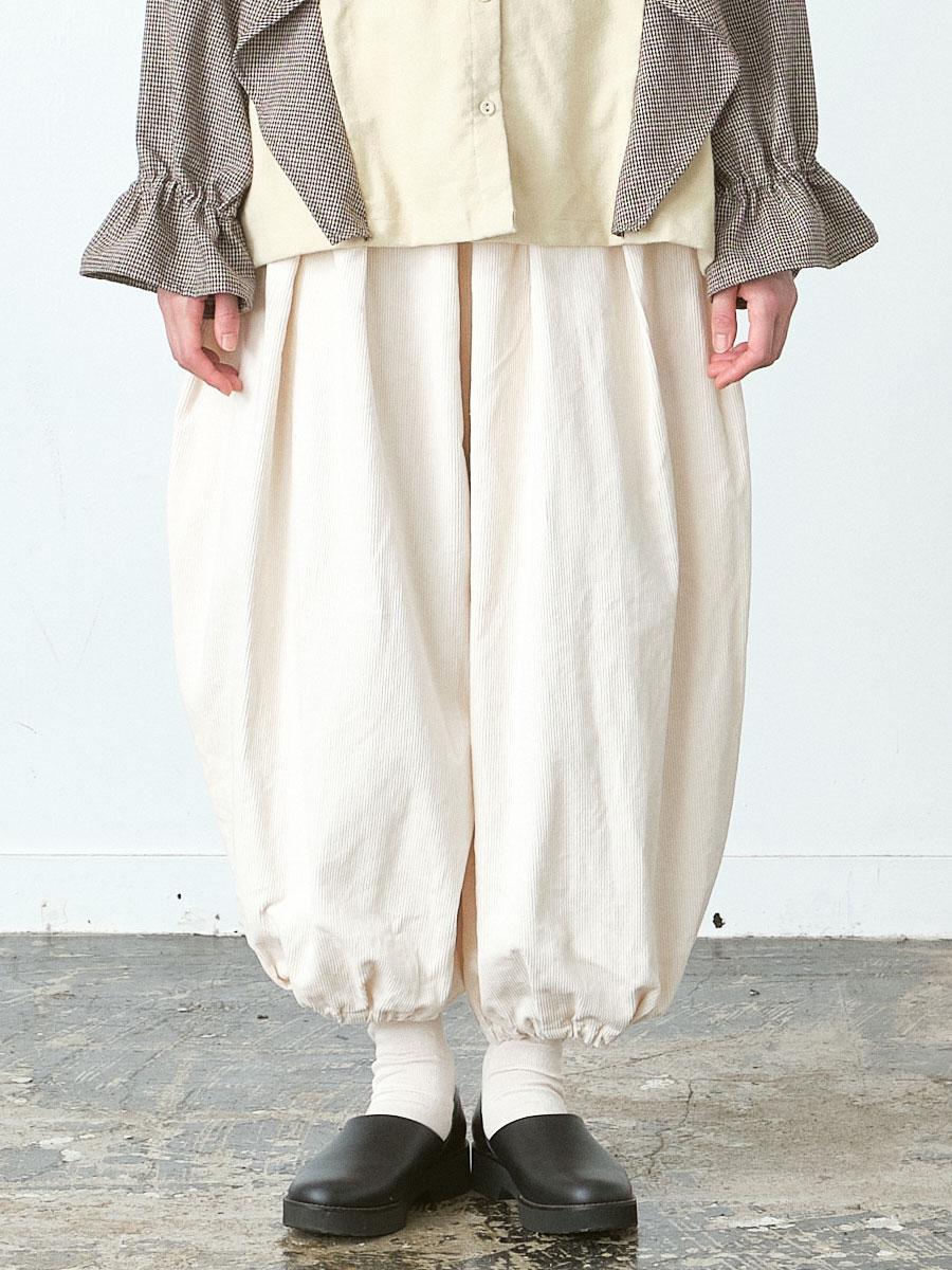 裾ゴムボリュームパンツ 太畝コーデュロイ | Patro'n et D*g*y