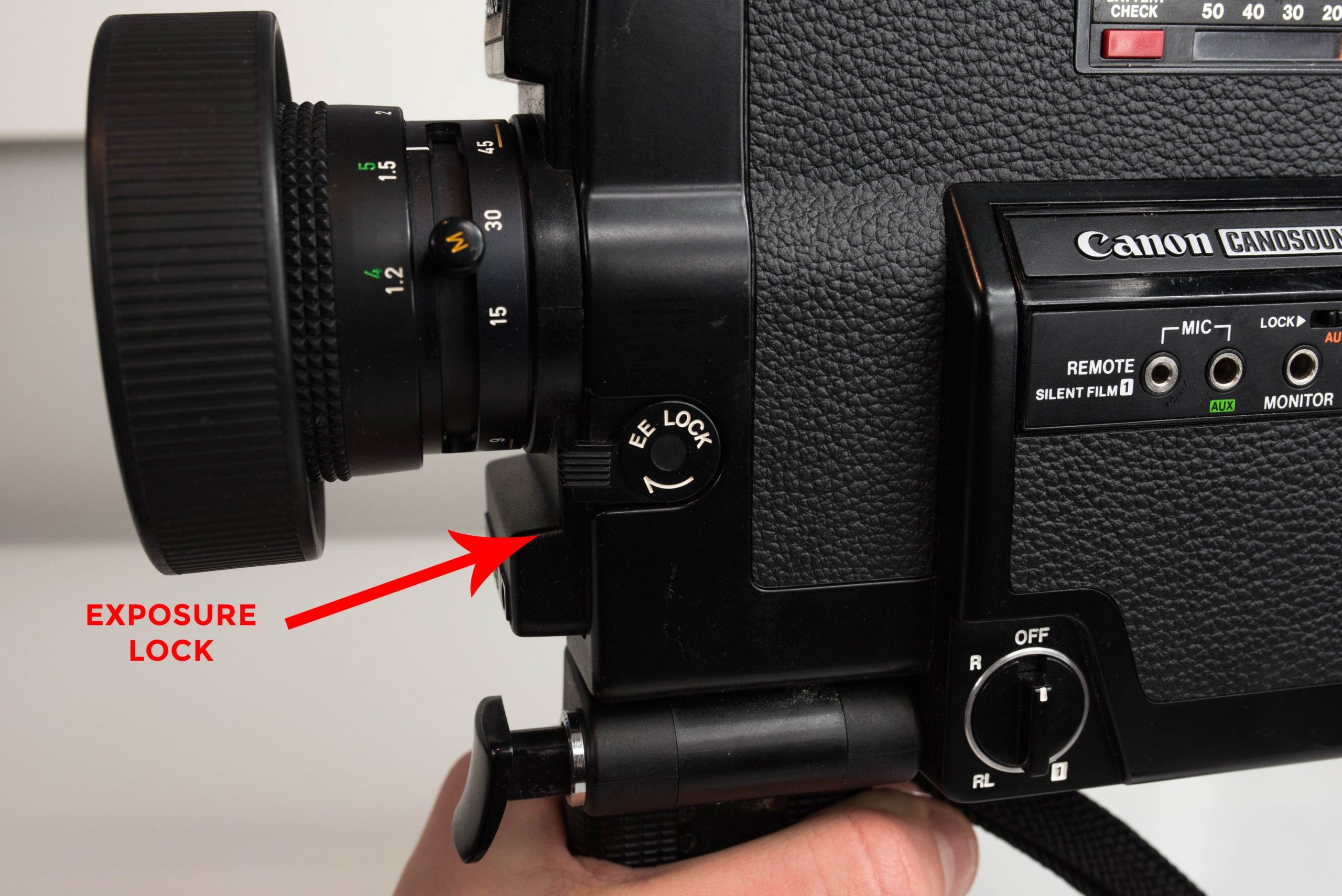 フィルムカメラ Canon 514XL C-8 9-45mm 1:1.4 MACRO 8mm フィルム