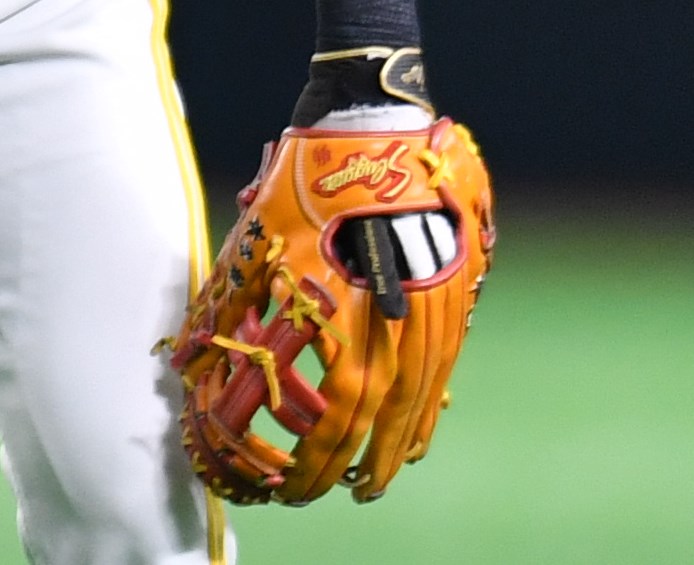 攻守を支える“相棒” グラブに求めるオレの“こだわり” パ・リーグ編