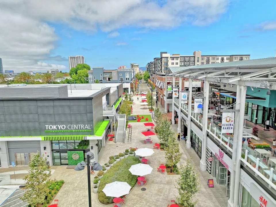 Grand Opening for Japanese Supermarket 'Tokyo Central' (East Bay)