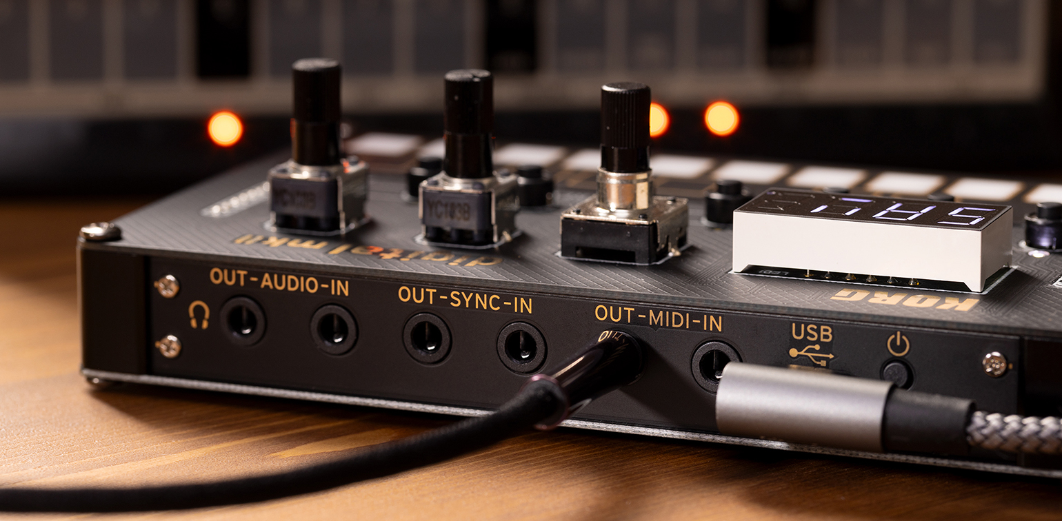 NTS-1 digital kit mkII - PROGRAMMABLE SYNTHESIZER KIT | KORG (USA)