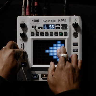 KAOSS PAD V - DYNAMIC EFFECT / SAMPLER | KORG (USA)