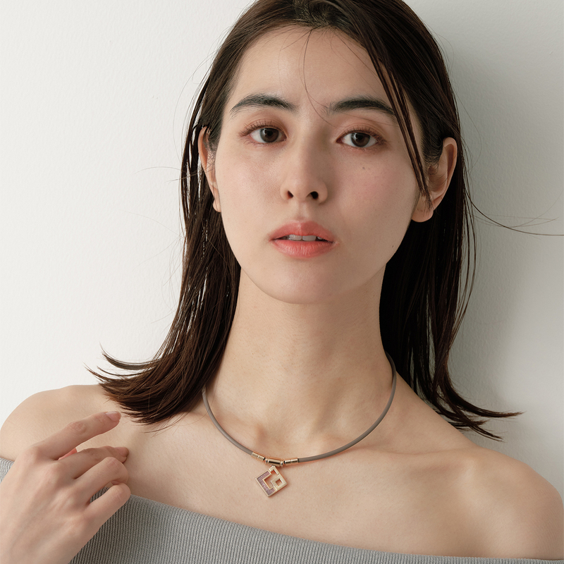 TAO ネックレス スリム AURA mini」に 女性におすすめの新カラーが登場