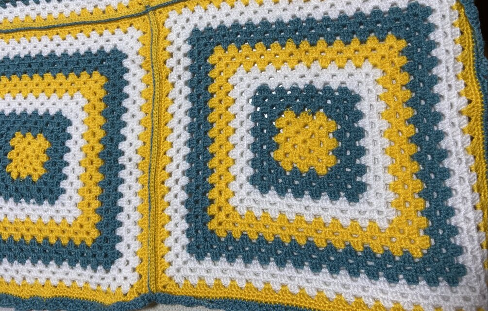 145)カラフルなグラニースクエアベッドカバー&ストール☆セットで 145